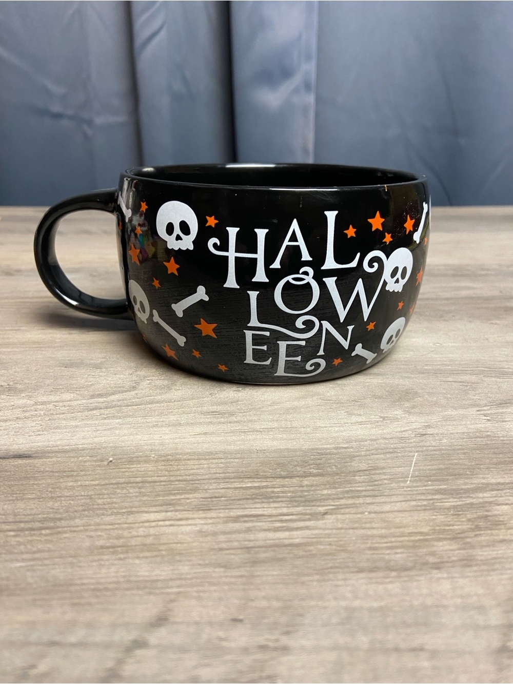 Holiday‎ Home Halloween Skull & Bones Black Ceramic Mug